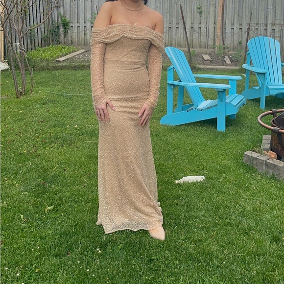 Beaded dress - Picture 4 of 7